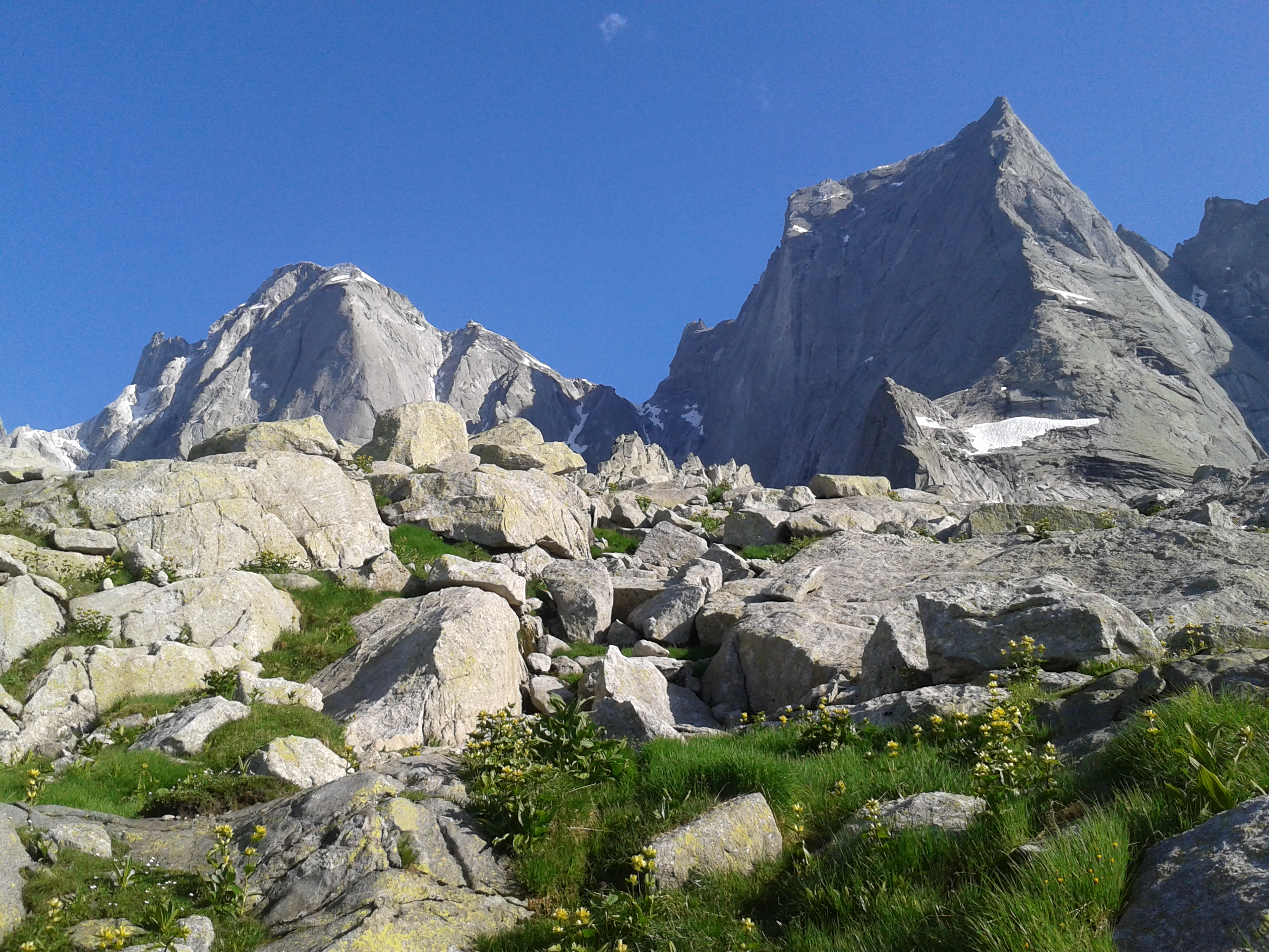 La Fiamma und Piz Badile Nordkante